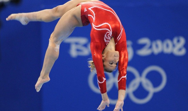 华体会体育_电讯报曝诺维奇瞄准新星卡斯帕-霍，对阵曼城两分钟双响引轰动