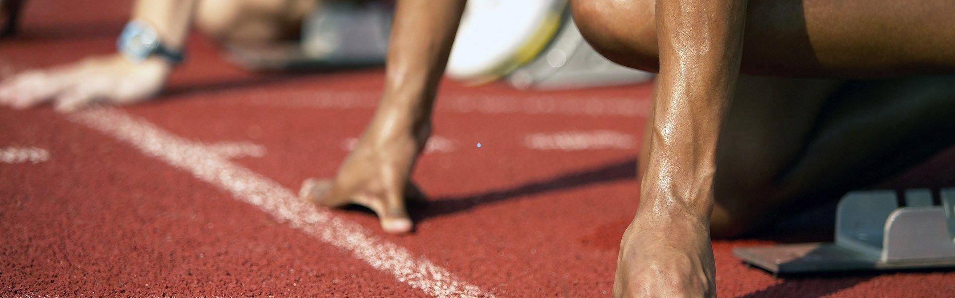 华体会体育app-欧洲足坛一夜风云，蓝军平纽卡，曼城枪手交替登顶，姆巴佩追平C罗传奇；皇马国米半场定胜局