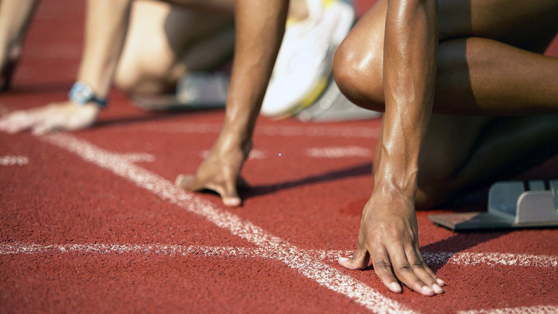 弗里克战术新动向，埃里克或重归中卫线，费兰锋线首发地位稳固